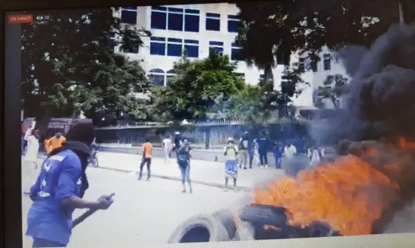 Protestations : 7 tours du palais national pour dire NON au retour de la dictature en Haïti